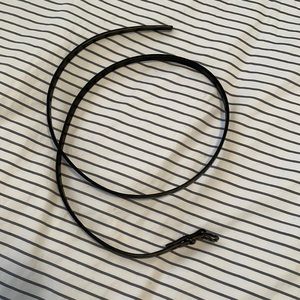 Faux leather snakeskin skinny waist belt